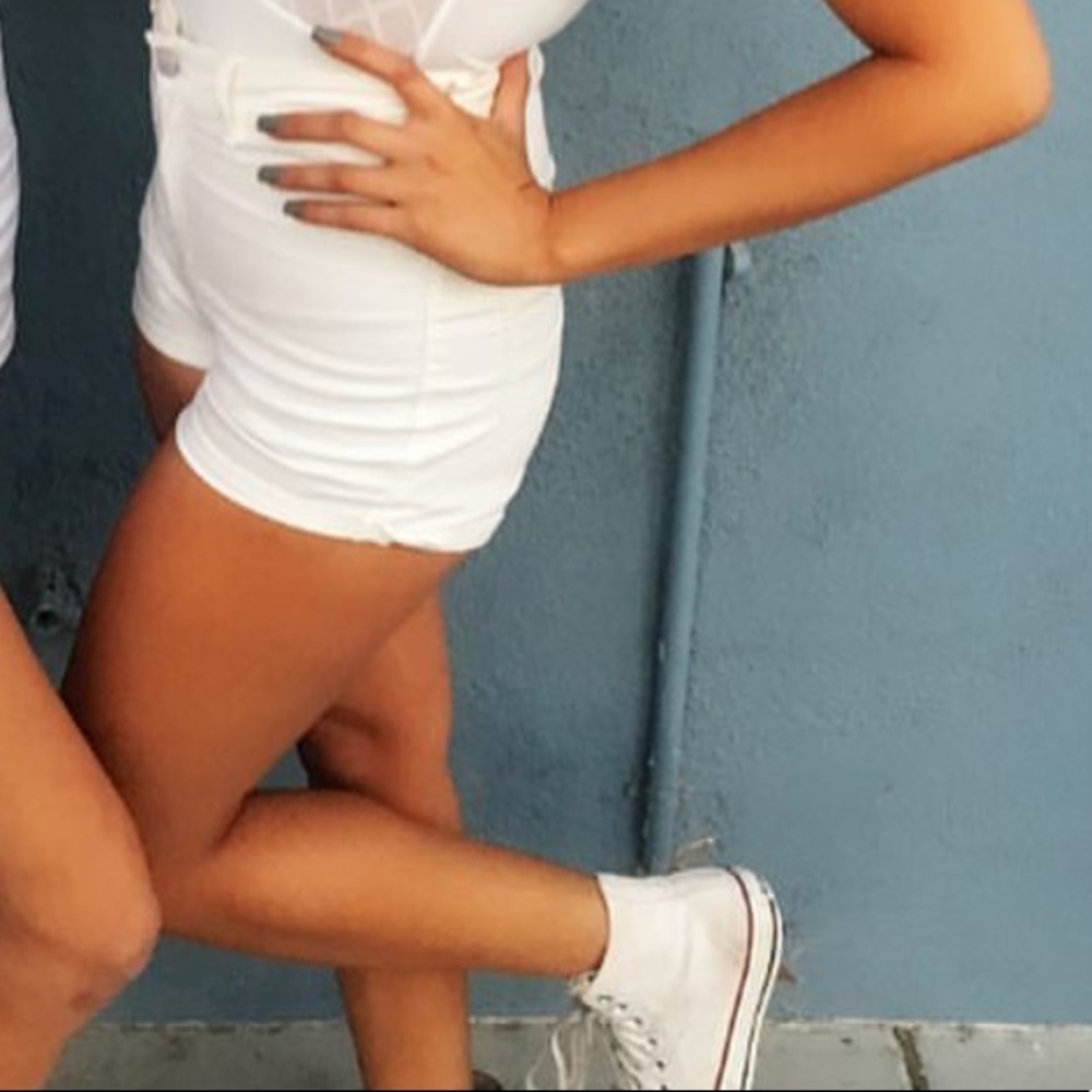 H&M High Waisted White Shorts